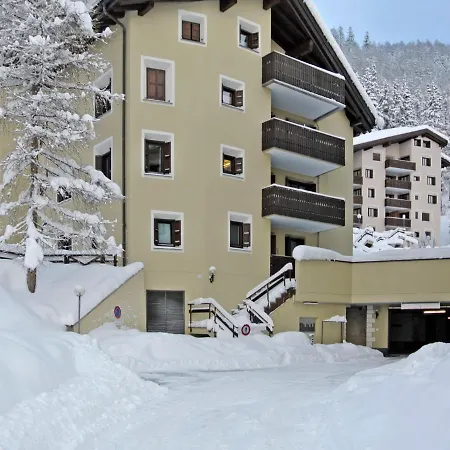 アパート Residenza Chesa Margun 36-3 By Interhome